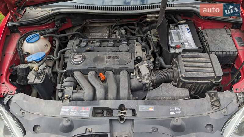 Хетчбек SEAT Leon 2006 в Києві