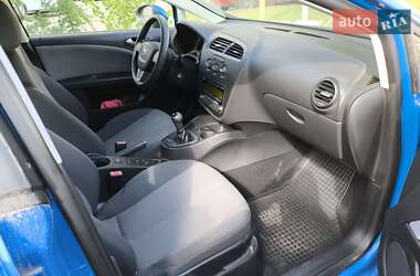 Хетчбек SEAT Leon 2011 в 