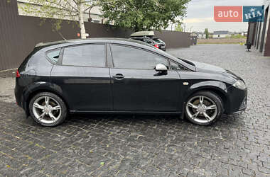 Хэтчбек SEAT Leon 2007 в 