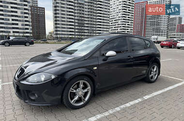 Хэтчбек SEAT Leon 2007 в 