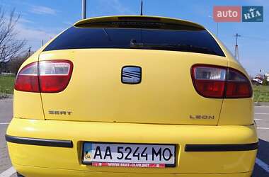 Хэтчбек SEAT Leon 2003 в 