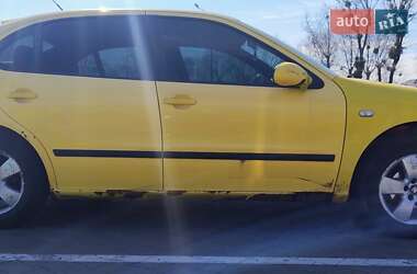 Хэтчбек SEAT Leon 2003 в 