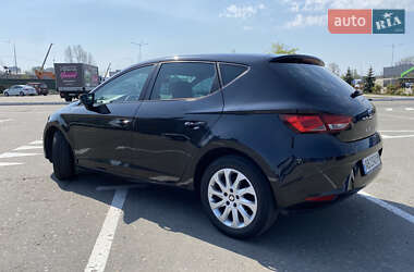 Хэтчбек SEAT Leon 2013 в 