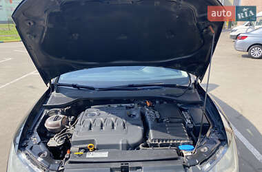 Хэтчбек SEAT Leon 2013 в 