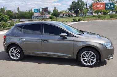Хетчбек SEAT Leon 2016 в 