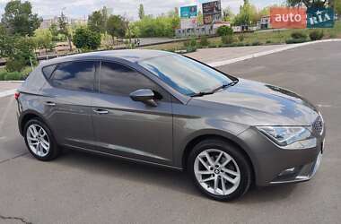 Хетчбек SEAT Leon 2016 в 