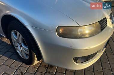 Хэтчбек SEAT Leon 2001 в 