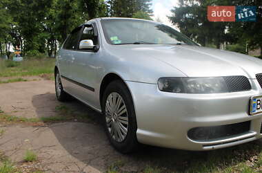 Хэтчбек SEAT Leon 2001 в 