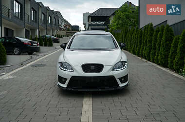 Хетчбек SEAT Leon 2010 в 