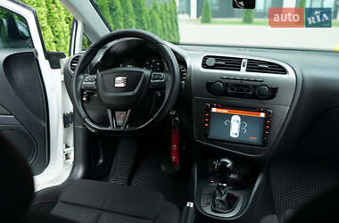 Хетчбек SEAT Leon 2010 в 
