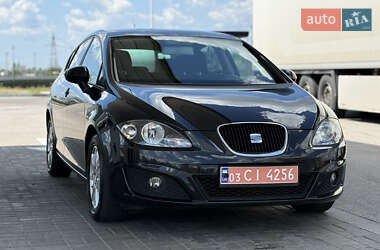 Хэтчбек SEAT Leon 2011 в Днепре
