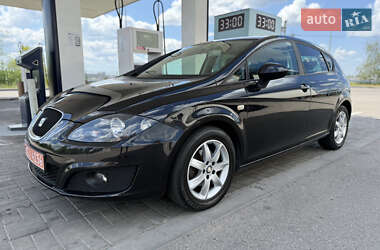 Хетчбек SEAT Leon 2011 в 