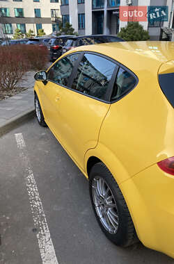 Хэтчбек SEAT Leon 2011 в 
