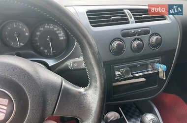 Хэтчбек SEAT Leon 2007 в 