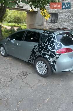 Хэтчбек SEAT Leon 2006 в 
