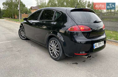 Хэтчбек SEAT Leon 2005 в 