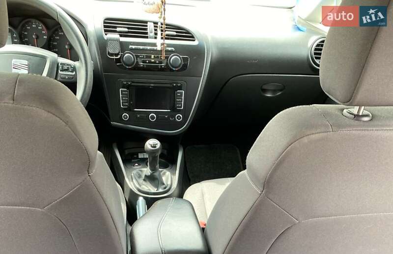 Хэтчбек SEAT Leon 2012 в Калуше фото 12 Хэтчбек SEAT Leon 2012 в Калуше