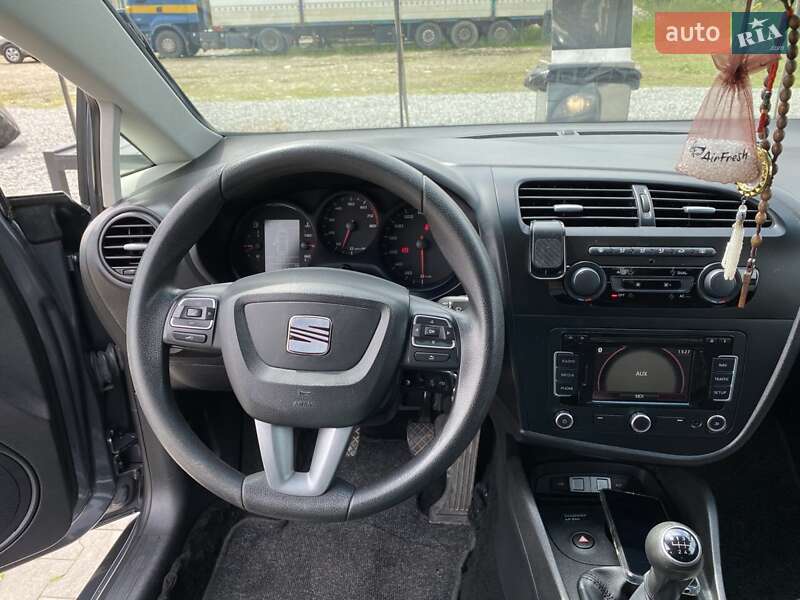 Хэтчбек SEAT Leon 2012 в Калуше фото 13 Хэтчбек SEAT Leon 2012 в Калуше