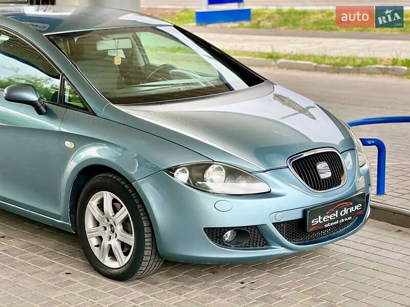 Хэтчбек SEAT Leon 2007 в Николаеве
