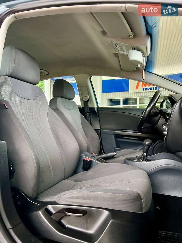 Хэтчбек SEAT Leon 2007 в Николаеве