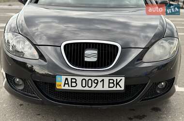 Хетчбек SEAT Leon 2006 в 