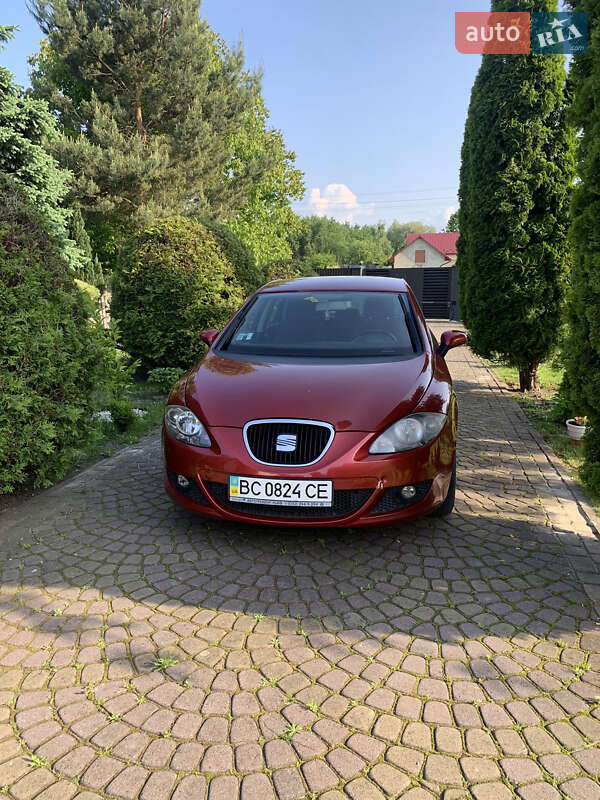 Хэтчбек SEAT Leon 2008 в 