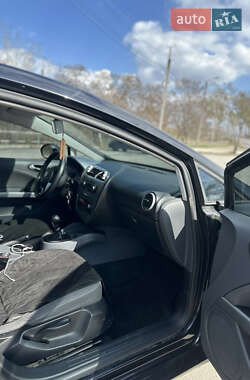 Хэтчбек SEAT Leon 2009 в 