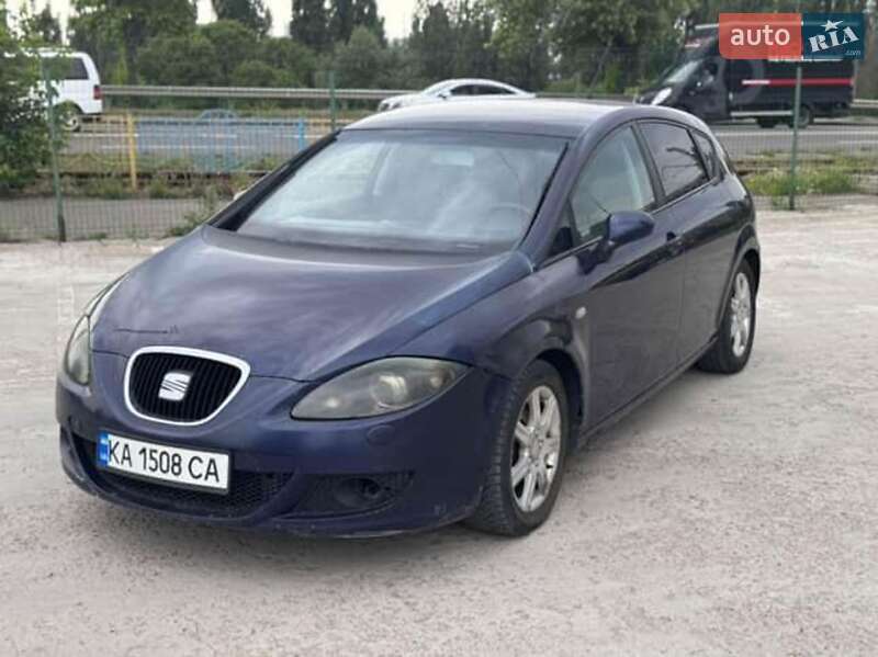 Хэтчбек SEAT Leon 2007 в Киеве