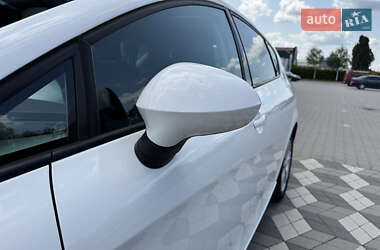 Хэтчбек SEAT Leon 2012 в 