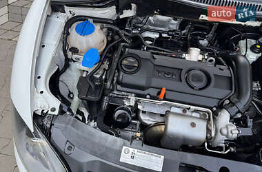 Хэтчбек SEAT Leon 2012 в 