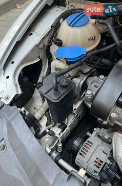 Хэтчбек SEAT Leon 2011 в 
