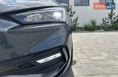 Универсал SEAT Leon 2021 в 