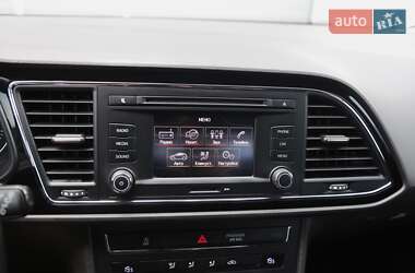 Хэтчбек SEAT Leon 2015 в 