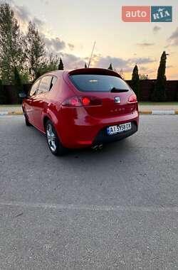 Хэтчбек SEAT Leon 2006 в 
