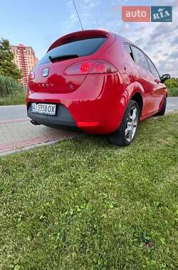 Хэтчбек SEAT Leon 2006 в 