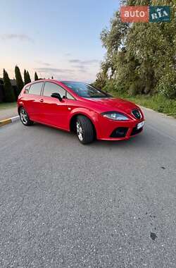 Хэтчбек SEAT Leon 2006 в 