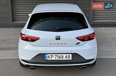 Хэтчбек SEAT Leon 2016 в 