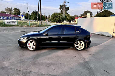 Хэтчбек SEAT Leon 2004 в 