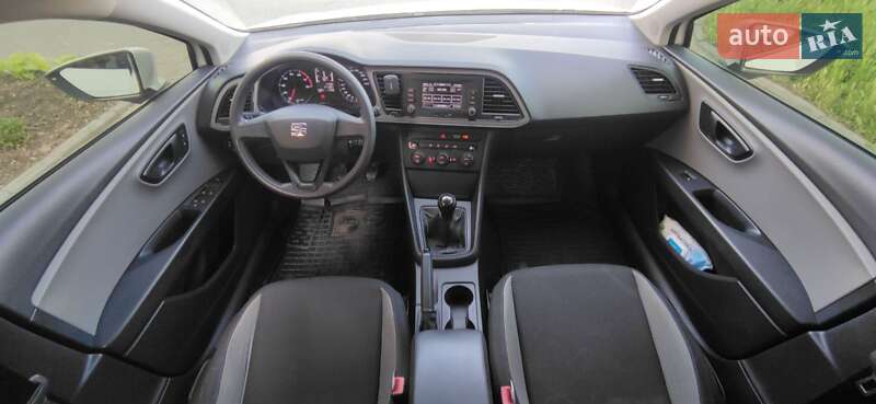 Хэтчбек SEAT Leon 2013 в Могилев-Подольске