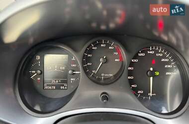 Хэтчбек SEAT Leon 2011 в 