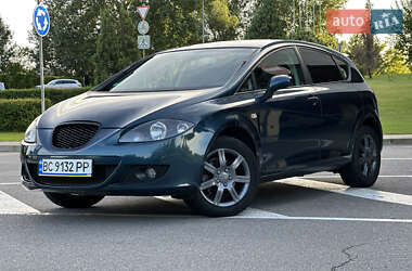 Хэтчбек SEAT Leon 2006 в Киеве
