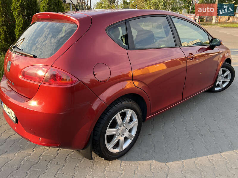 Хэтчбек SEAT Leon 2006 в Броварах