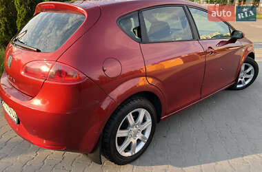 Хэтчбек SEAT Leon 2006 в 