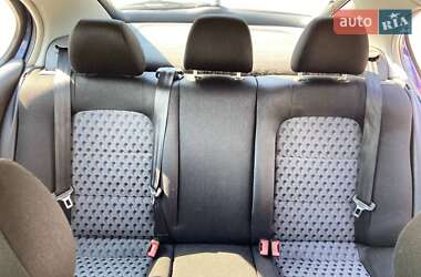 Хэтчбек SEAT Leon 2001 в 