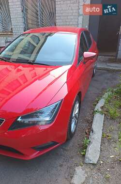 Хэтчбек SEAT Leon 2013 в 