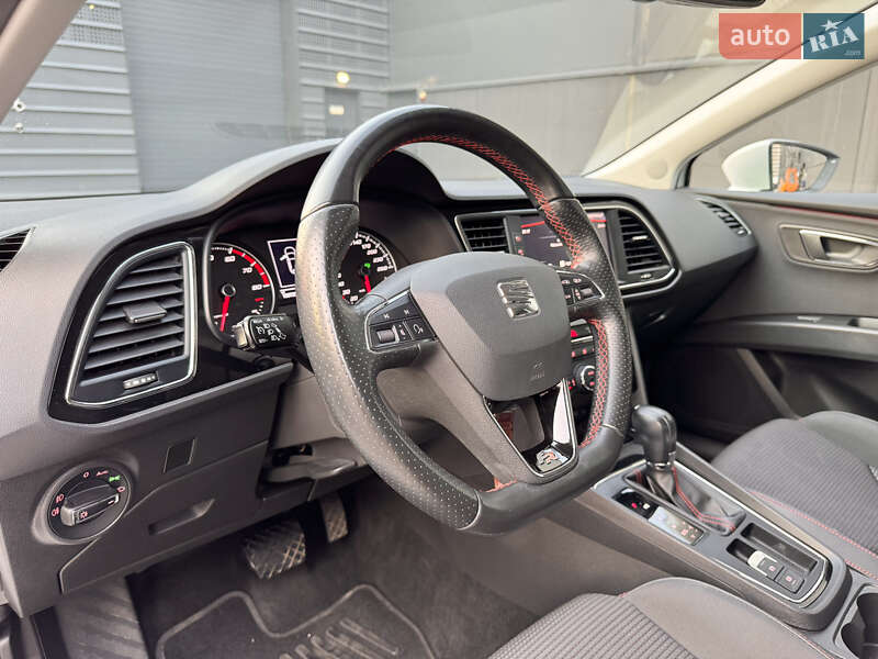 Хэтчбек SEAT Leon 2018 в Киеве