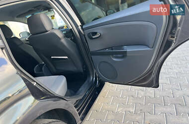 Хэтчбек SEAT Leon 2005 в 
