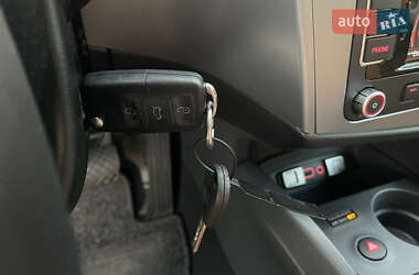 Хэтчбек SEAT Leon 2009 в 