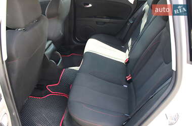 Хэтчбек SEAT Leon 2010 в 