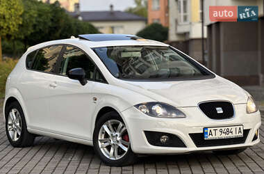 Хэтчбек SEAT Leon 2010 в 